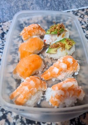 Una foto de Sushi a mi manera