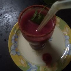 Guava and beat root ka juice A picture of Guava and beat root ka juice.