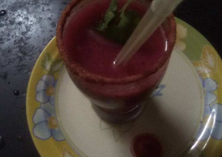 Simple Way to Prepare Any-night-of-the-week Guava and beat root ka juice