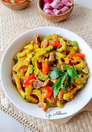Foto resep Oseng Pedes Pare (Paria) & Ampela