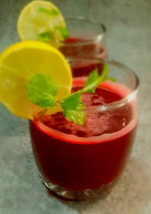 A picture of Beetroot lemonade.