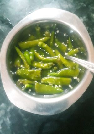 A picture of Chilli lemony.