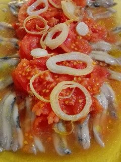 Una foto de Lasaña de tomate y anchoas