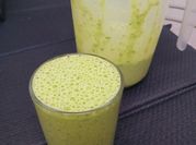 Una foto de batido de acelgas