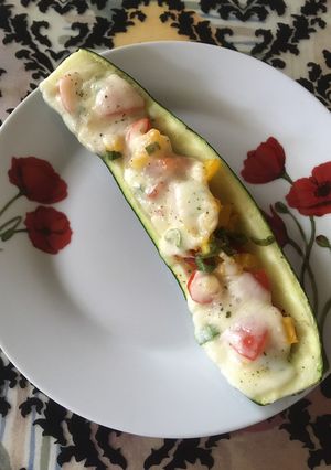 A picture of Zucchini boats (cuketové lodičky).