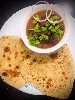 રાજમા (Rajma Recipe In Gujarati) રેસીપી મુખ્ય ફોટો