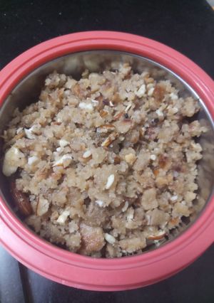 A picture of Wheat and dry fruits kutti.