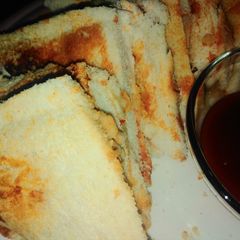A picture of Cheese sandwich 🥪.