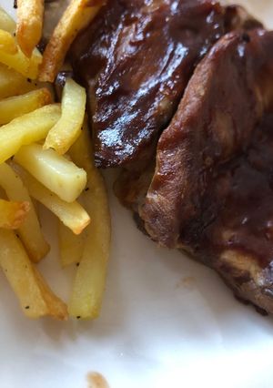 Una foto de Costillas barbacoa de mi cuñi🥰
