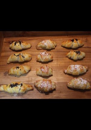 Foto principal de Mini croissant rellenos de chocolate muy fáciles 🍫