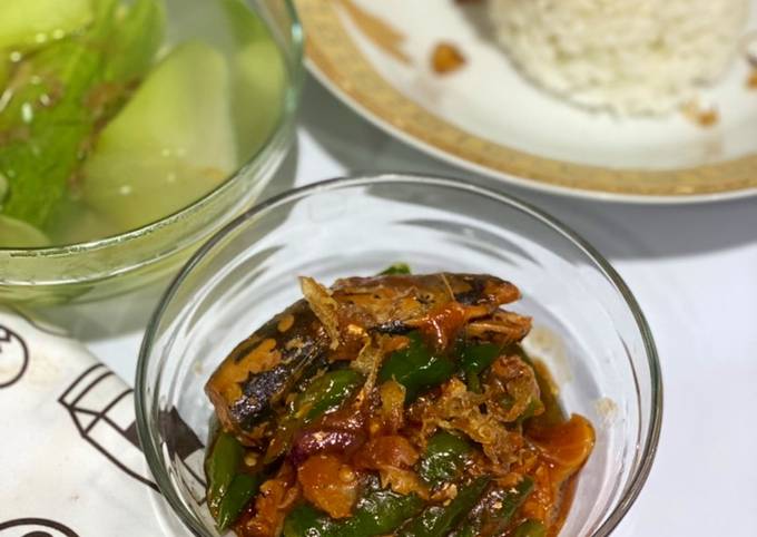 Cara Gampang Membuat Mackerel Kaleng Masak Cabe Ijo Anti Gagal