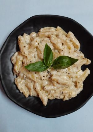 হোয়াইট সস পাস্তা (white sauce pasta recipe in Bengali) রেসিপির প্রধান ছবি