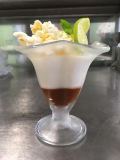 Panna cotta sós karamellöntettel recept fotója