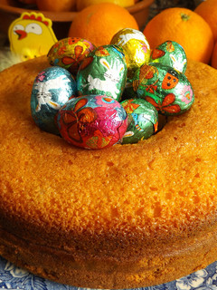 Una foto de Torta de maíz con naranja para Pascua