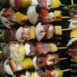 Brochetas mixtas (res y pollo)