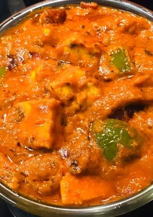A picture of Paneer Tikka Masala.