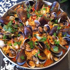 A picture of Spicy Seafood Paella.