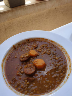 Una foto de Lentejas con verduras al curry. Cecotec mambo