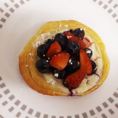 A picture of Easy danish with berries.