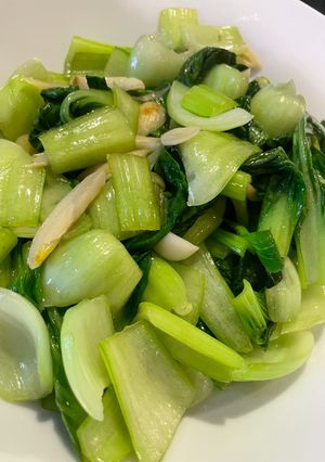 蒜炒青江菜（爽脆口感葉子不爛） 的食譜成品照片