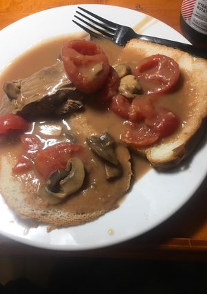 A picture of Boiled tongue with sauce.