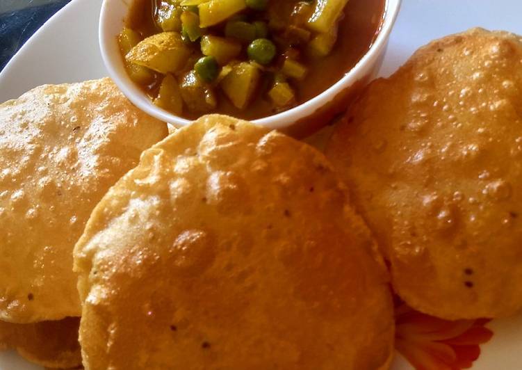 Recipe of Speedy Ajwain Puri