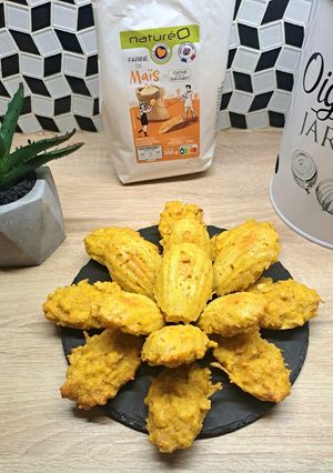 Une photo de Madeleine salée blanc de poulet/curry