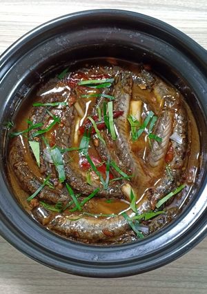 Hình của món Cá kèo kho lá chanh.