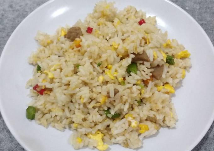 Resep Nasi Goreng Yangchow oleh Nurul_fajri - Cookpad