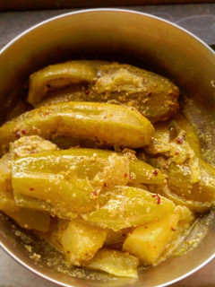 পটল আলু পোস্ত (potol aloo posto recipe in Bengali) রেসিপির প্রধান ছবি