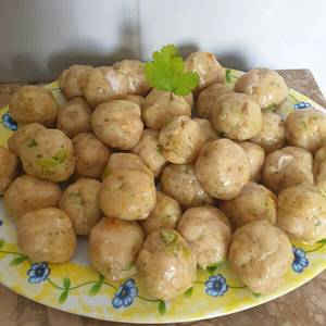 Albóndigas caseras de carne de pavo y pollo para guisar o freír