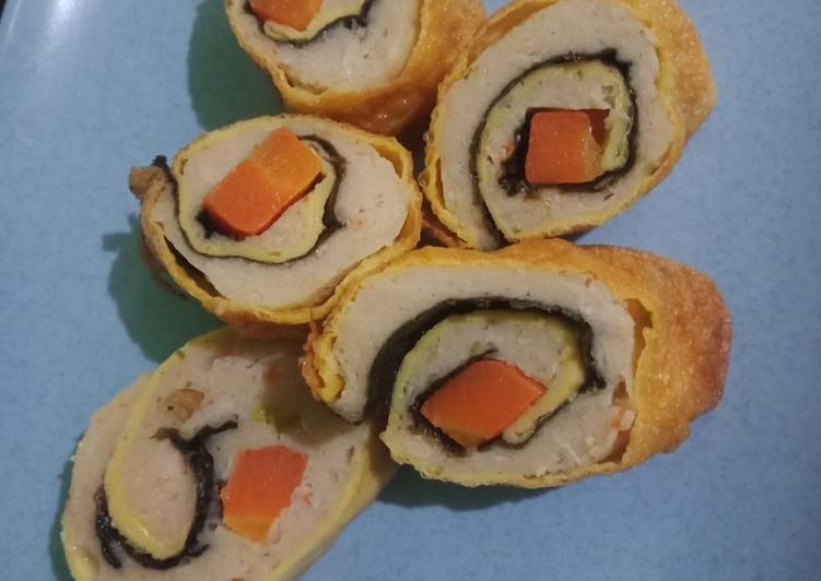 Egg Chicken Roll with Nori