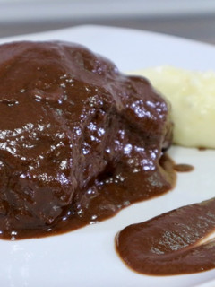 A picture of Beef Cheeks with Cocoa.