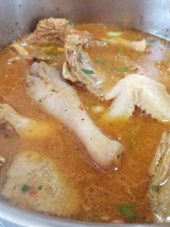 Una foto de Gallina en Caldo de Jengibre