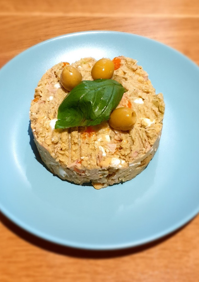 Una foto de Ensaladilla rusa de garbanzos