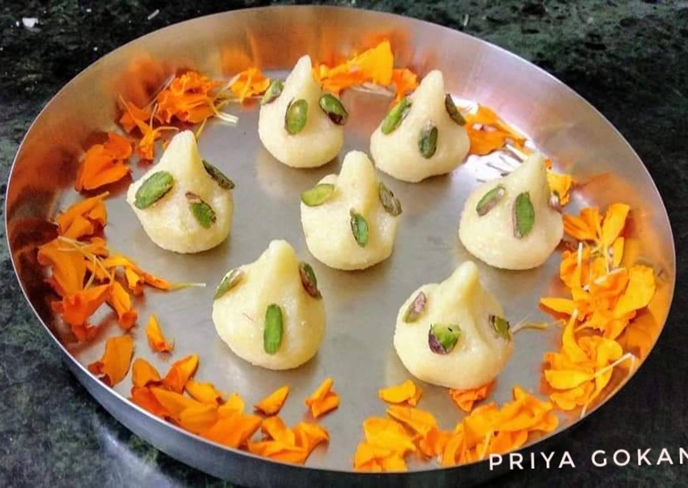 Kaju Modaks