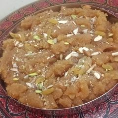 A picture of Makhandi halwa.