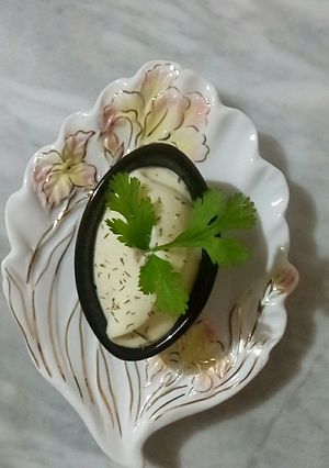 صورة لوصفة صلصة الثومية بنننة رائعة