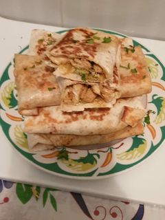 Una foto de Wrap crujientes de pollos