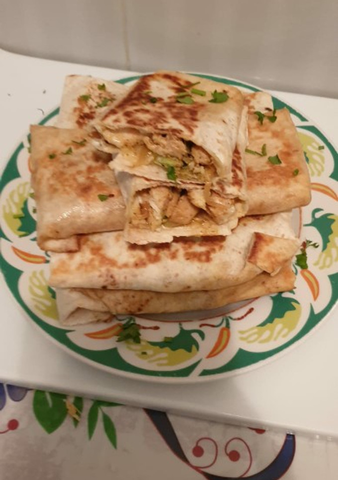 Una foto de Wrap crujientes de pollos