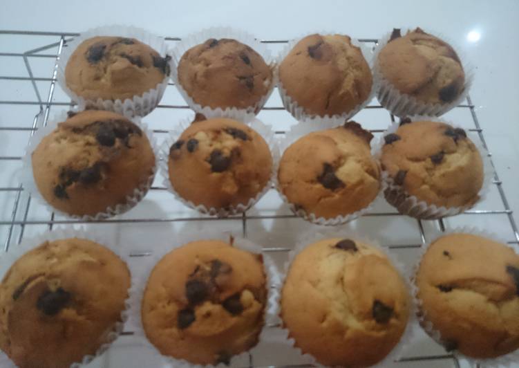 Easiest Way to Make Speedy Banana Chocolate Chips Muffin