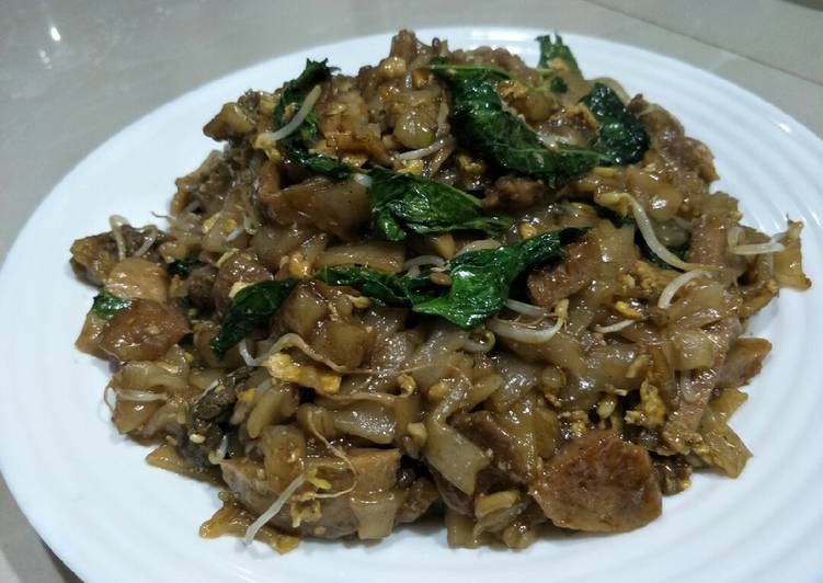 Langkah Mudah untuk Membuat Kwetiau Goreng Sapi bakso, Lezat Sekali