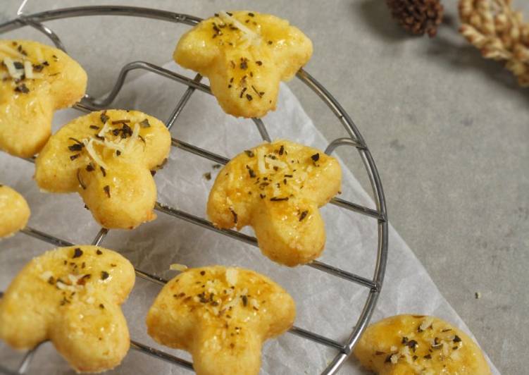 Garlic Cheese Cookies