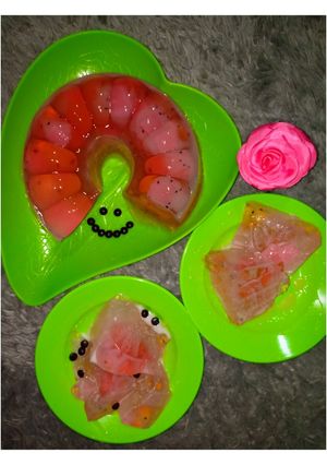 Foto resep Agar-agar selasih strawberry Coco seaweed 🍮