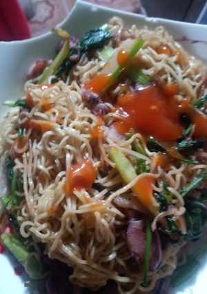 Hình của món Mì xào hải sản.