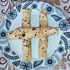 A picture of Cheese Roti Roll.