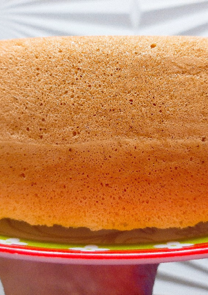 Una foto de Bizcochuelo de 5 huevos en olla Essen + tips