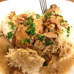 A picture of Chicken White Wine Cream Sauce.