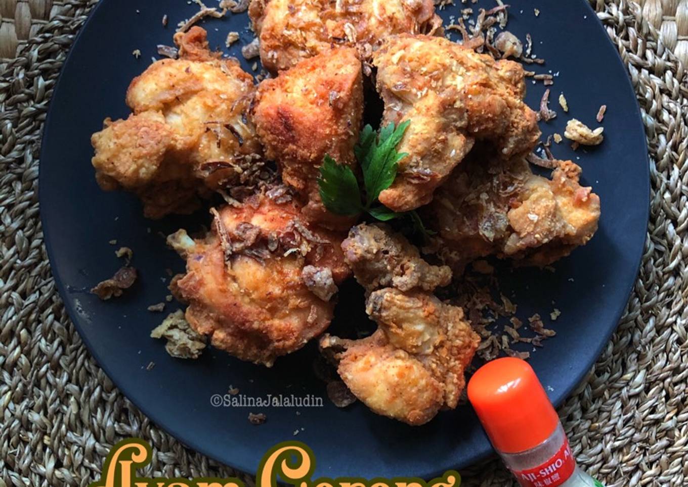 AJI-SHIO® Ayam goreng dengan merica
