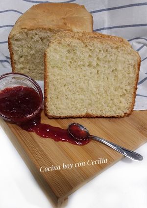 Una foto de Pan de leche elaborado con la panificadora